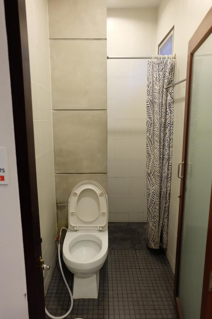 Baan Ma Feung Guesthouse Kanchanaburi Luaran gambar